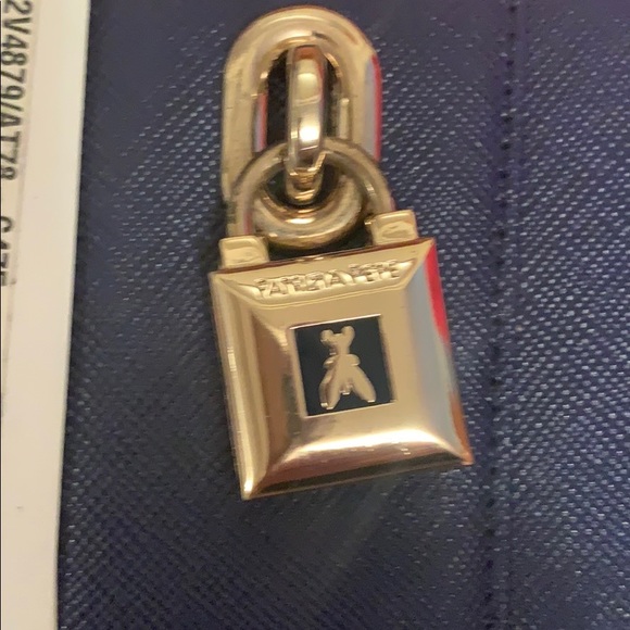 Beautiful Italian  Patricia Pepe wallet - Picture 2 of 4